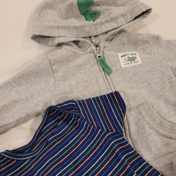 Carters Dino playsuit set 6 month - Picture 3 of 5